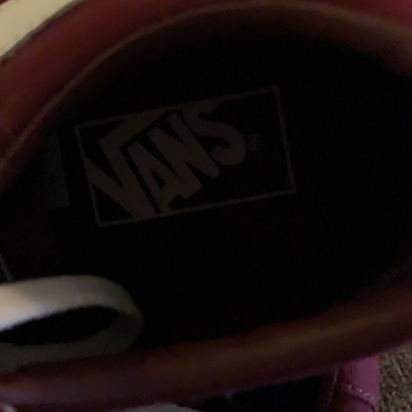 Vans - Picture 2 of 3